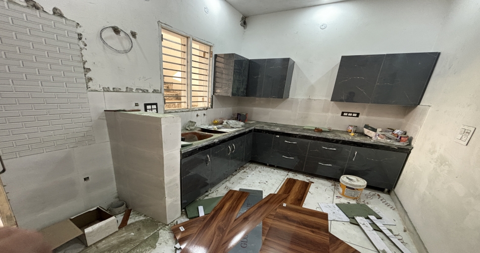 111 gaj kothi for sale in Derabassi