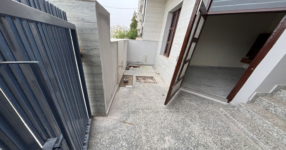 85 Gaj Kothi for Sale in Derabassi