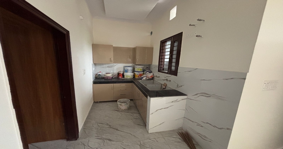 85 Gaj Kothi for Sale in Derabassi