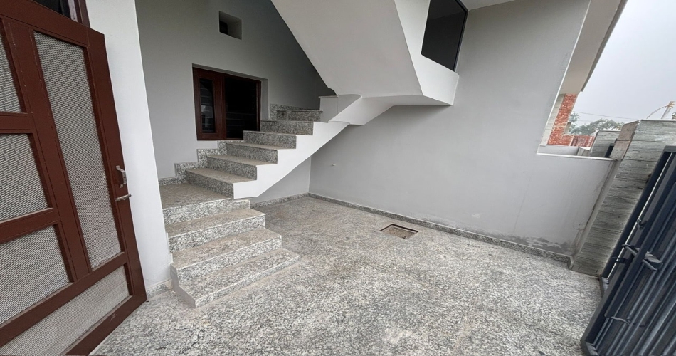 85 Gaj Kothi for Sale in Derabassi